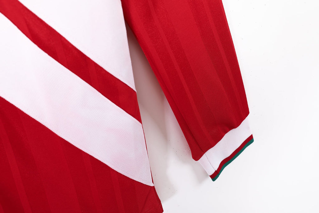 Liverpool 1993-1995 Home Kit