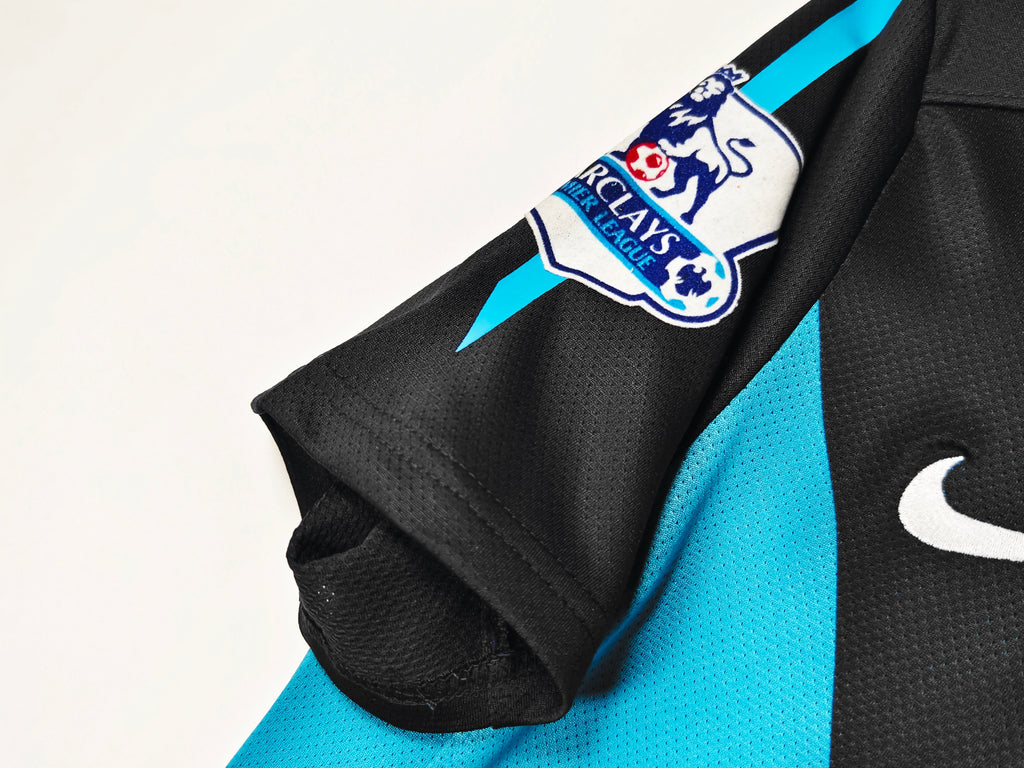 Arsenal 2011-2012 Away Kit