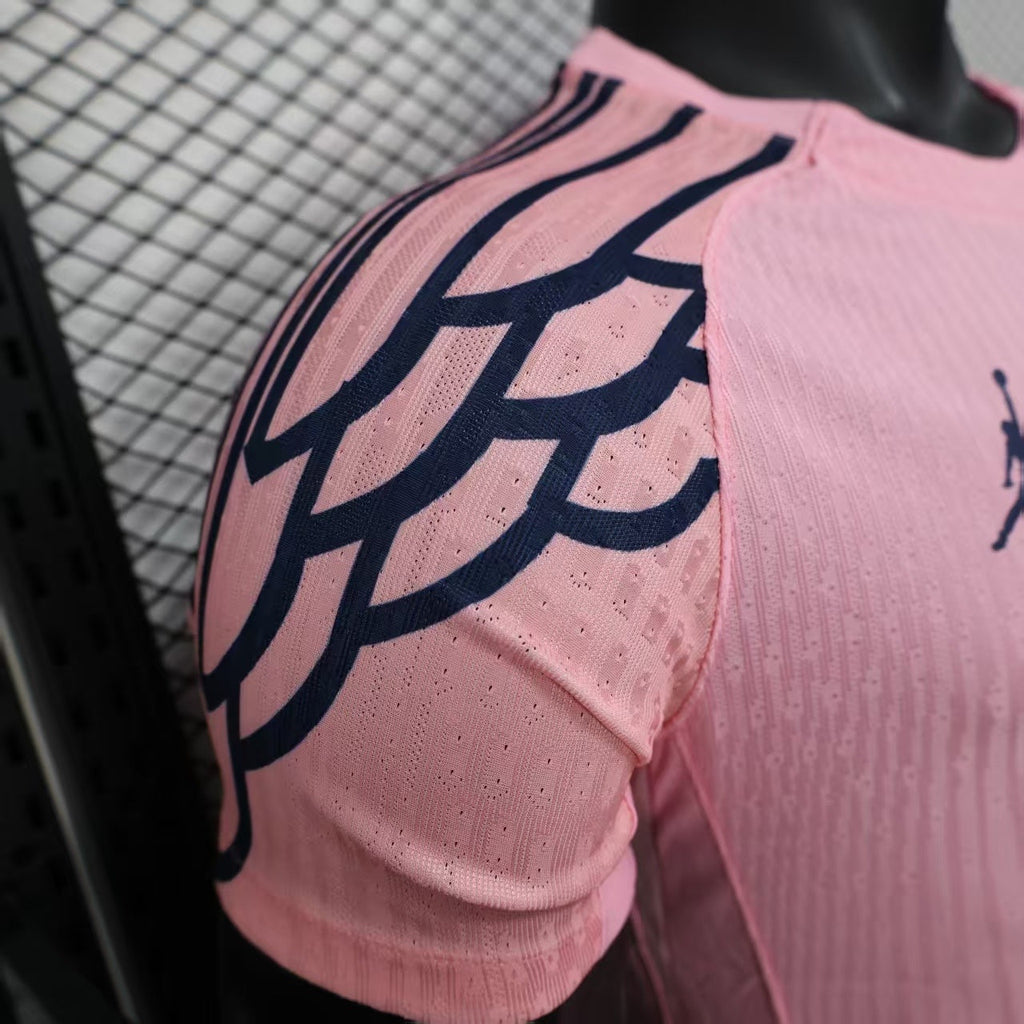 PSG "Pink Wings" Special Kit