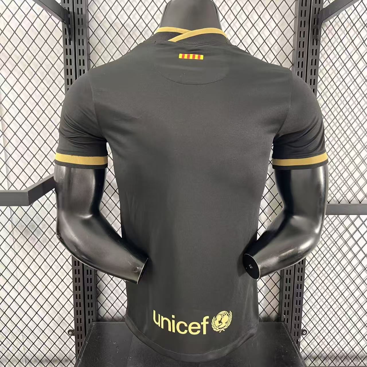 FC Barcelona "Golden Nocturne" Special Kit