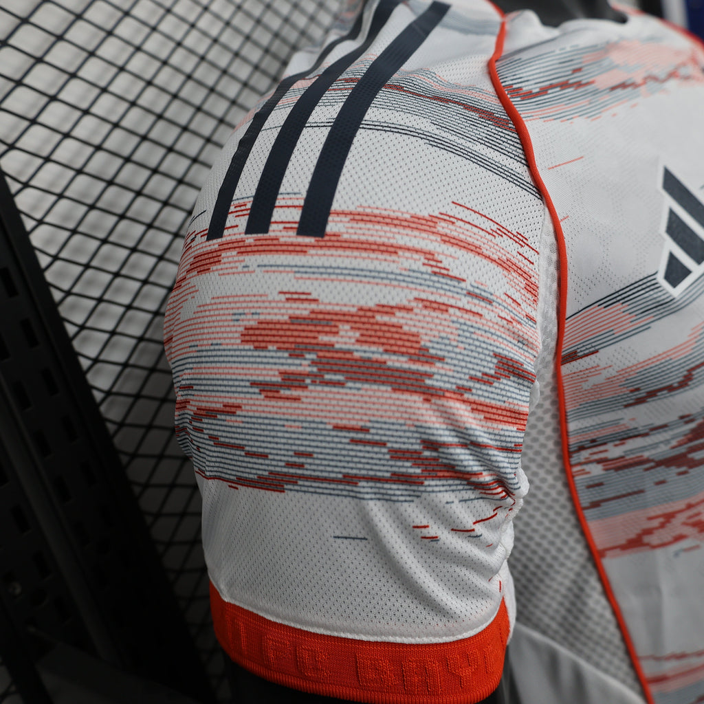 Bayern Munich "Glitch Heritage" Special Kit