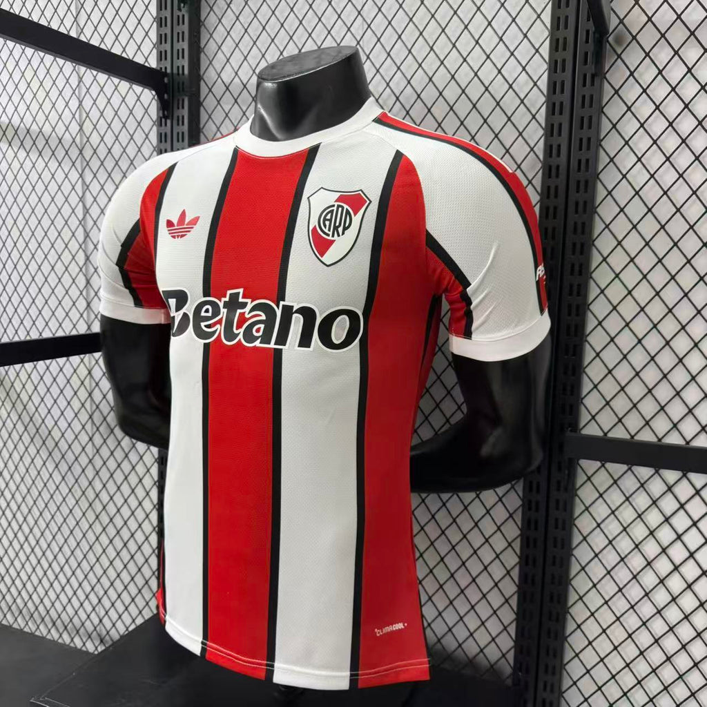 River Plate "Monumental Stripe" Special Kit