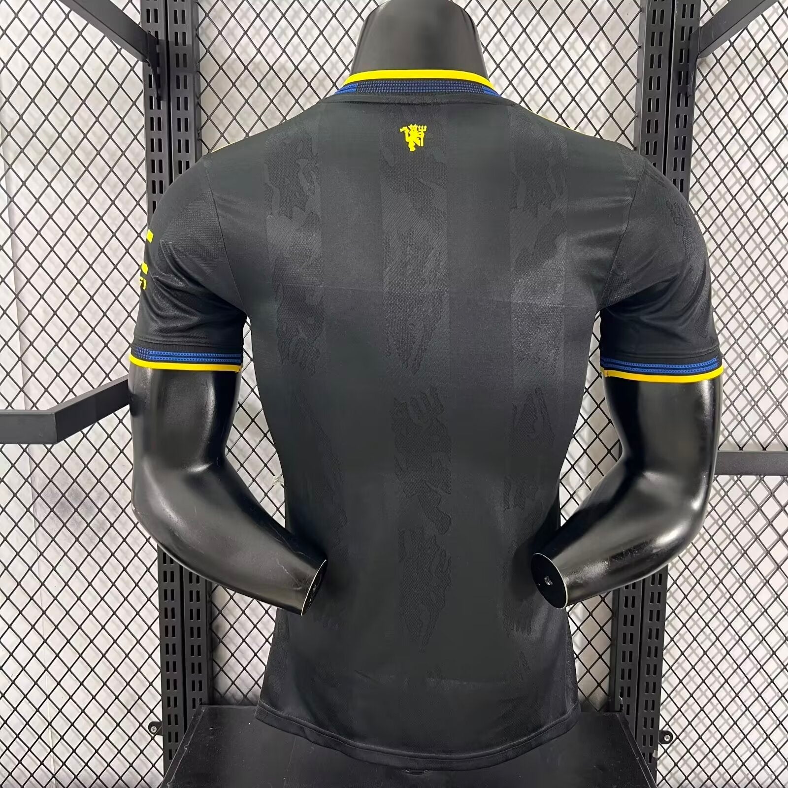Manchester United "Mancunian Noir" Special Kit