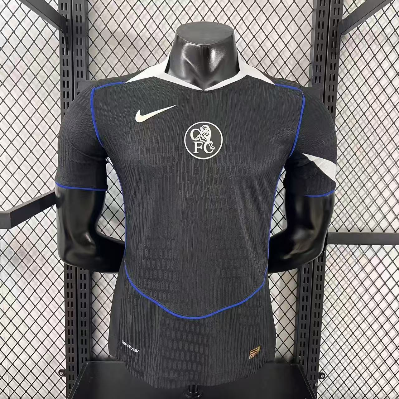 Chelsea "London Noir" Special Kit