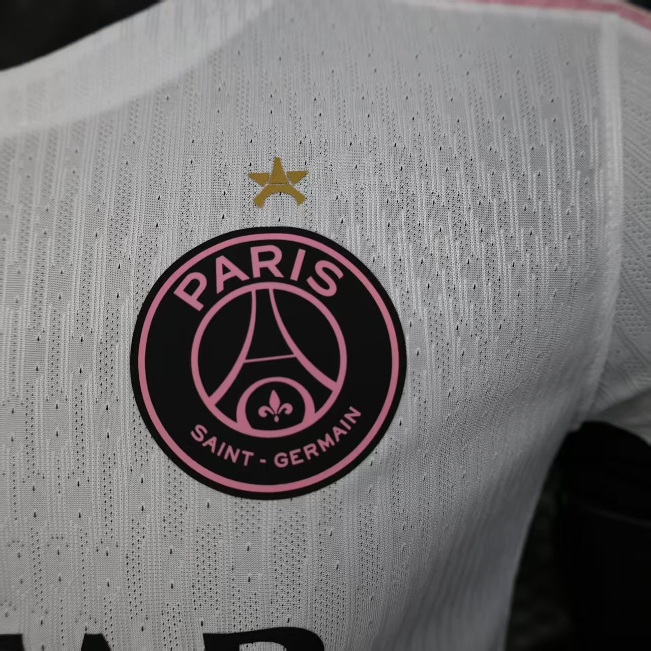 PSG "Parisian White & Pink" Special Kit