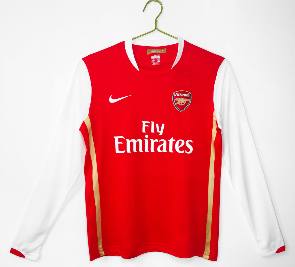 Arsenal 2006-2008 Home Kit