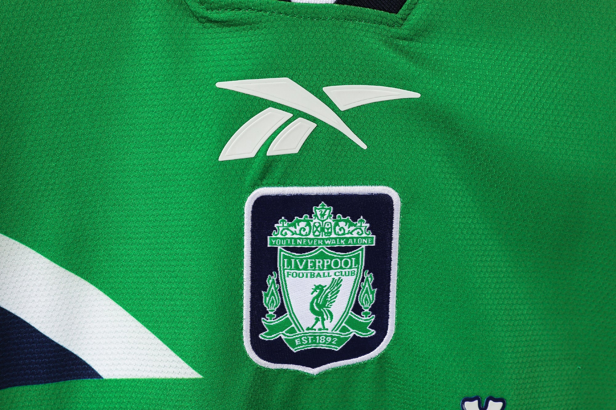 Liverpool FC 1999–2000 Away Kit