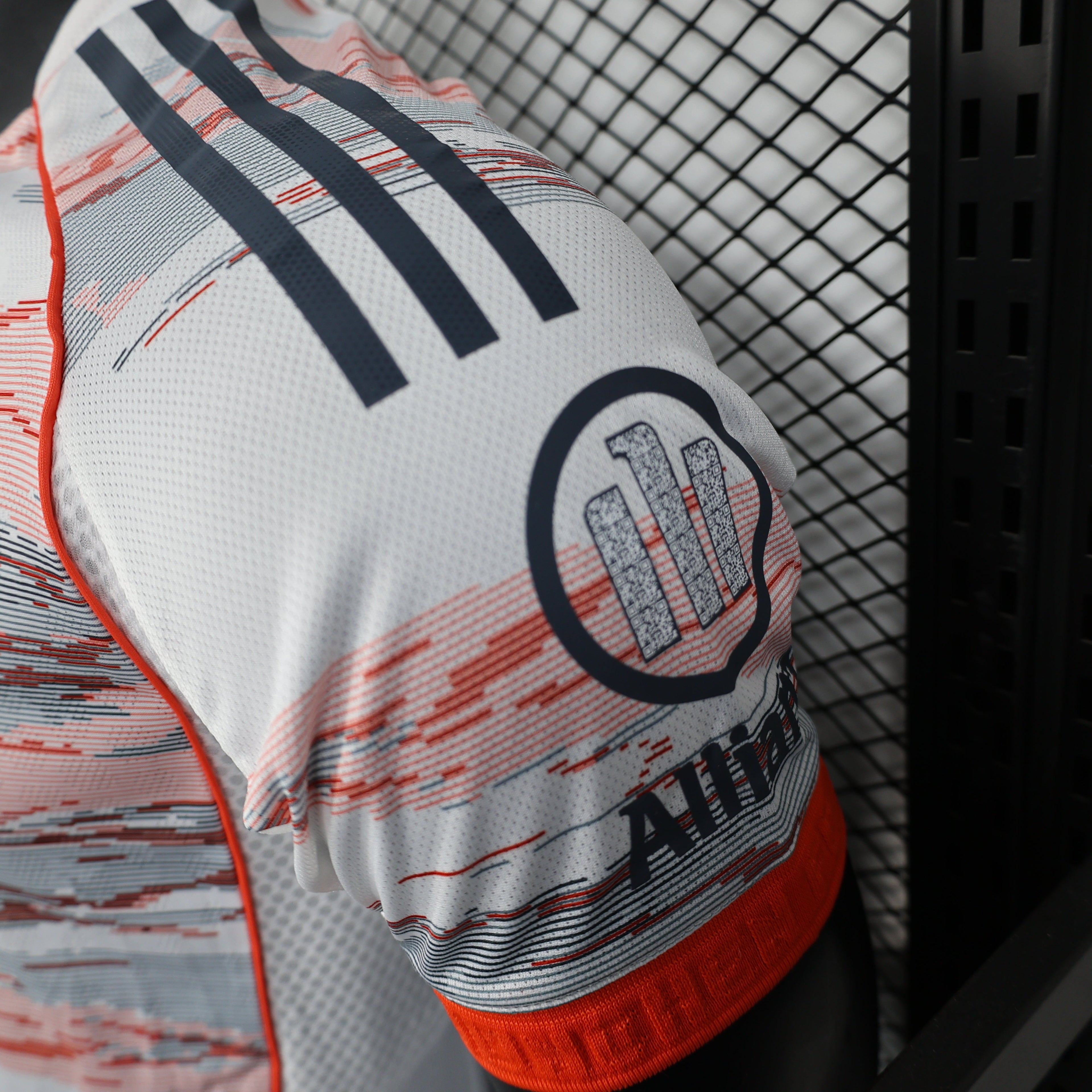 Bayern Munich "Glitch Heritage" Special Kit