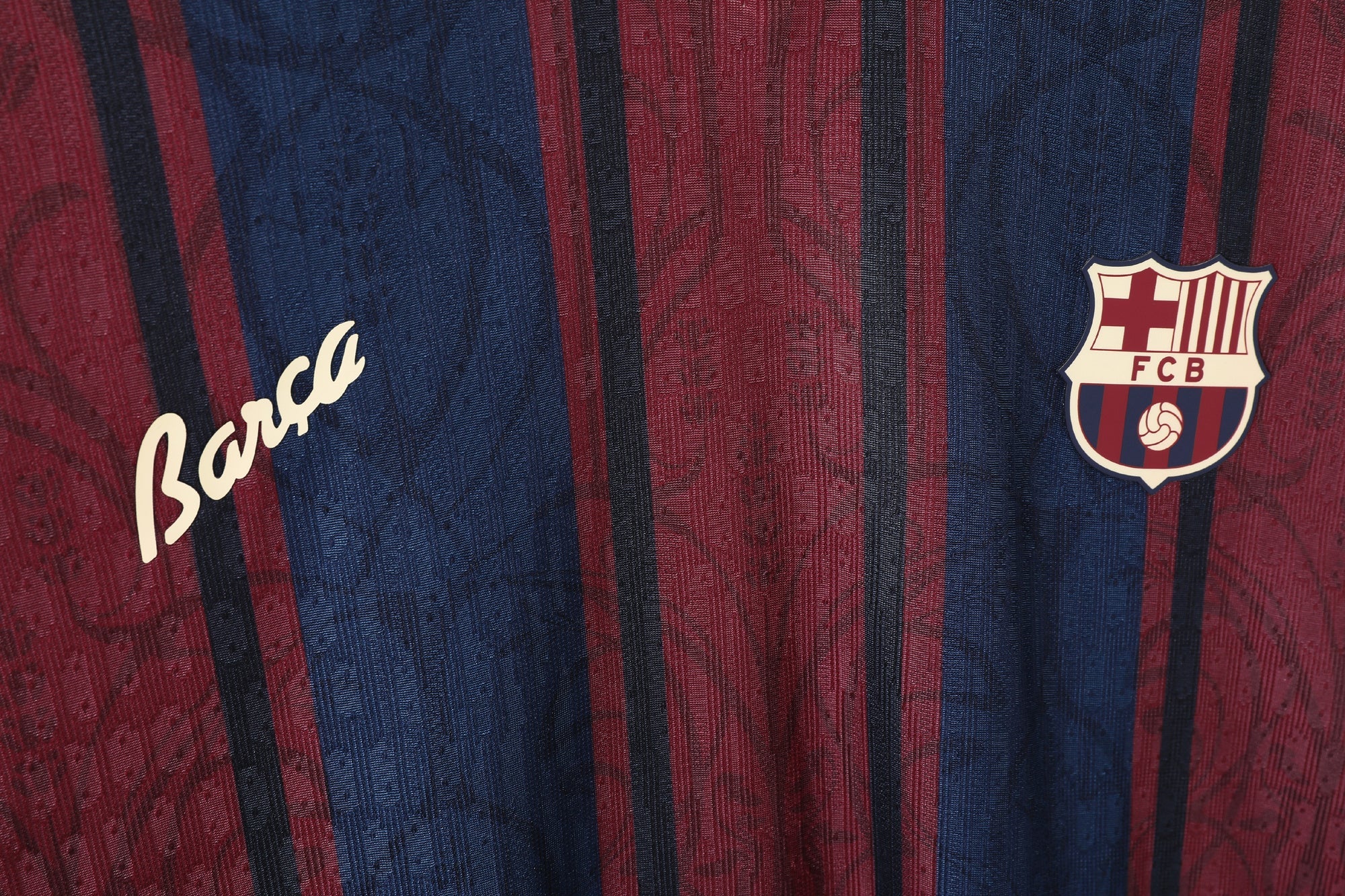 FC Barcelona Retro Heritage Kit