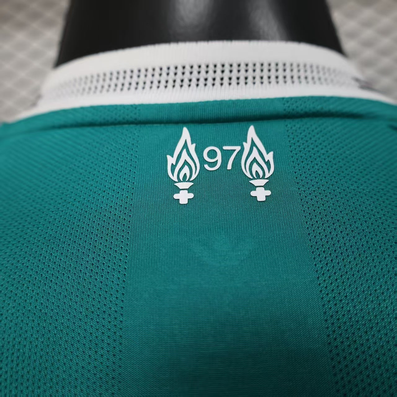 Liverpool "Emerald Dream" Special Kit