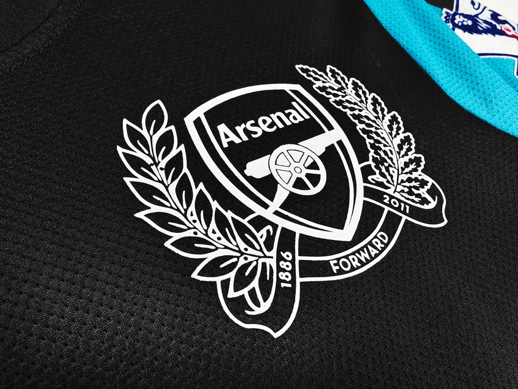 Arsenal 2011-2012 Away Kit