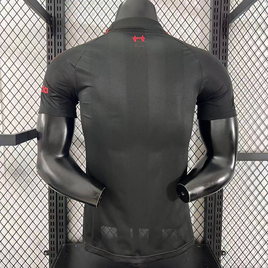 Liverpool "Shadow Shield" Special Kit