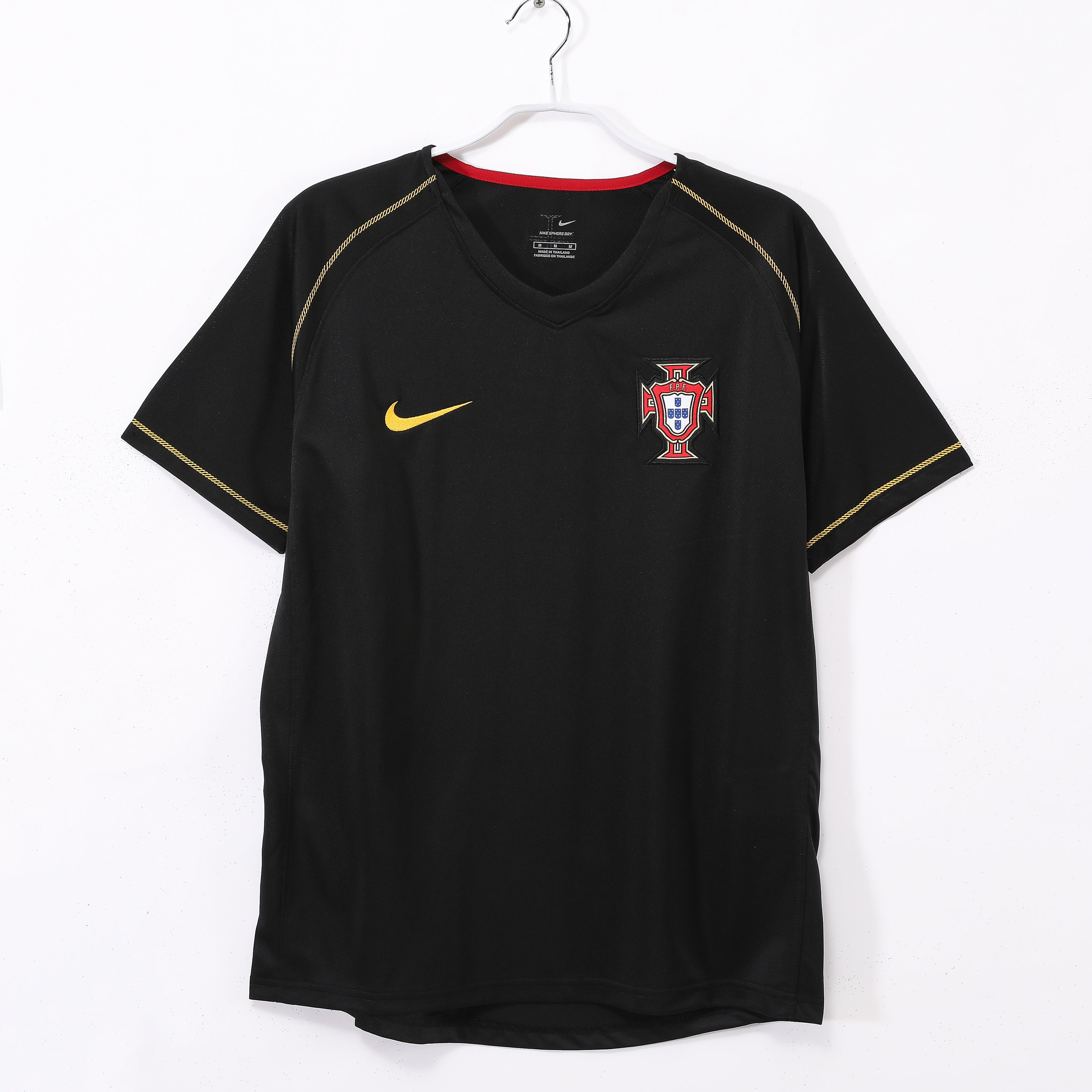 Portugal 2004-2006 Away Kit