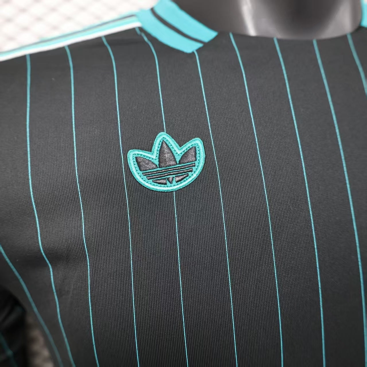 Liverpool "Teal Pinstripe" Special Kit